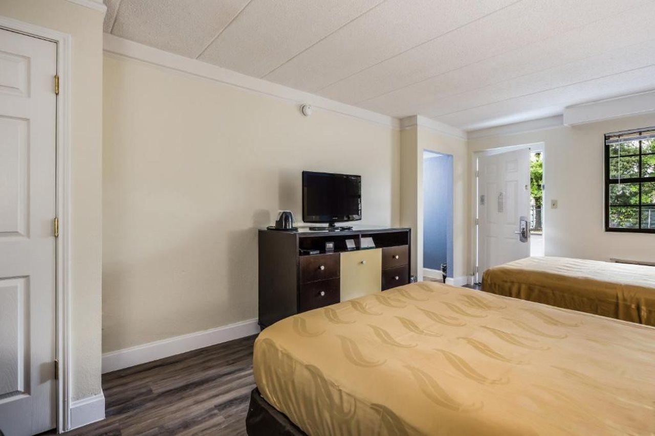 Quality Inn Hampton Esterno foto